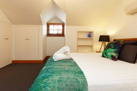 54 On Bank - Yamba Accommodation 40