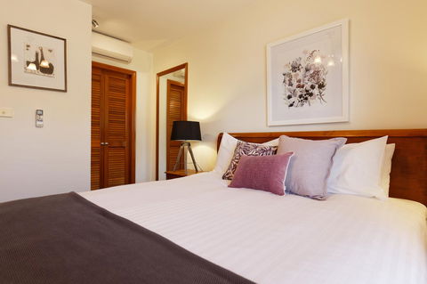 54 On Bank - Yamba Accommodation 25