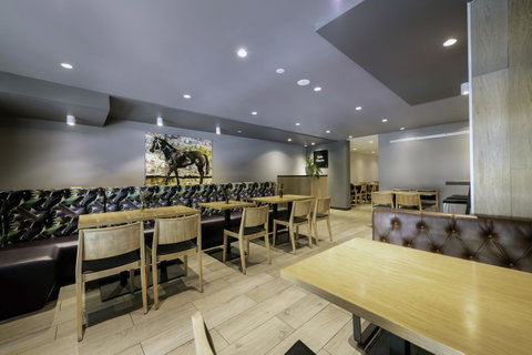 Brady Hotels Central Melbourne - Yamba Accommodation 15