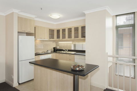 Melbourne Metropole Central Official - Yamba Accommodation 16