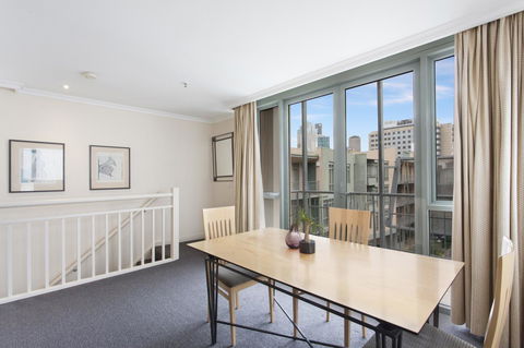 Melbourne Metropole Central Official - Yamba Accommodation 5