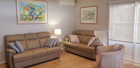 Oxford Rise Apartment - Yamba Accommodation 0