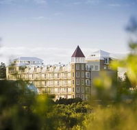 Deep Blue Hotel  Hot Springs - Yamba Accommodation
