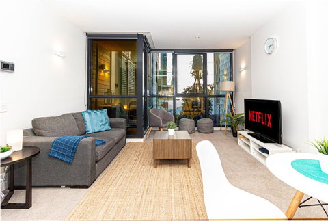 Stay Like Home - Yamba Accommodation 5