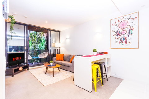 Stay Like Home - Yamba Accommodation 16