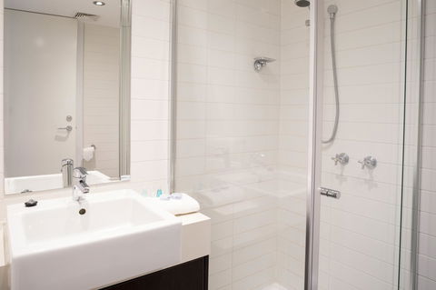 The Dolphin Apartments - Yamba Accommodation 11