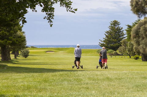 The Dolphin Apartments - Yamba Accommodation 19