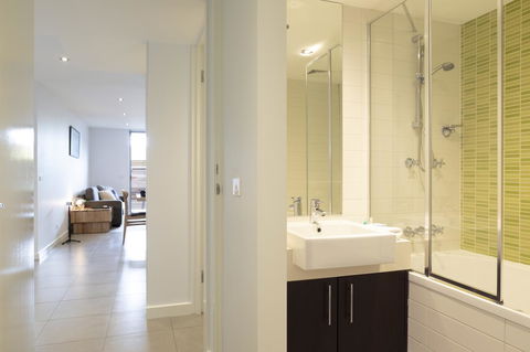 The Dolphin Apartments - Yamba Accommodation 5