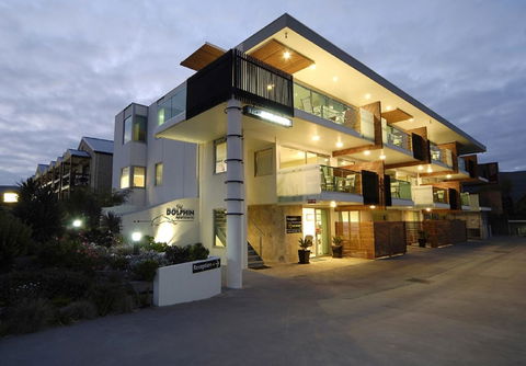 The Dolphin Apartments - Yamba Accommodation 24