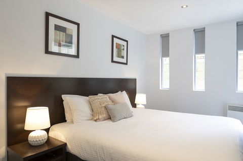 The Dolphin Apartments - Yamba Accommodation 9
