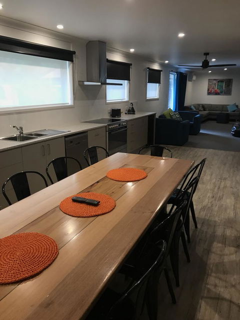 Snow View Holiday Units - Yamba Accommodation 21