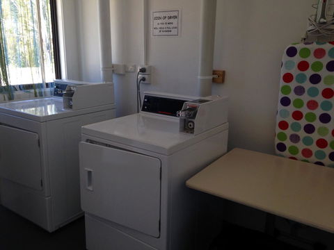 Snow View Holiday Units - Yamba Accommodation 27