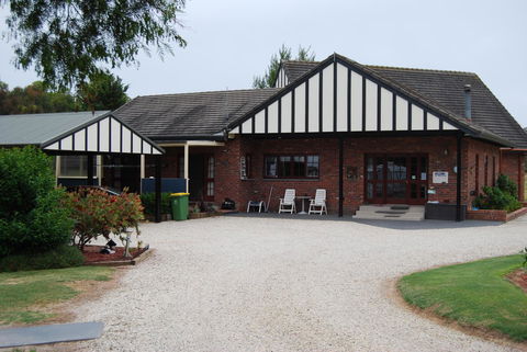 Greenvale Holiday Units - Yamba Accommodation 4