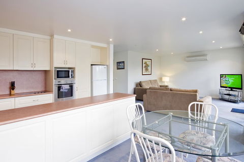 Anchorage Motel & Villas Lorne - Yamba Accommodation 19