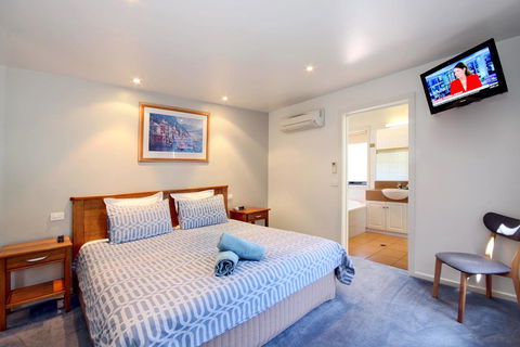 Anchorage Motel & Villas Lorne - Yamba Accommodation 2