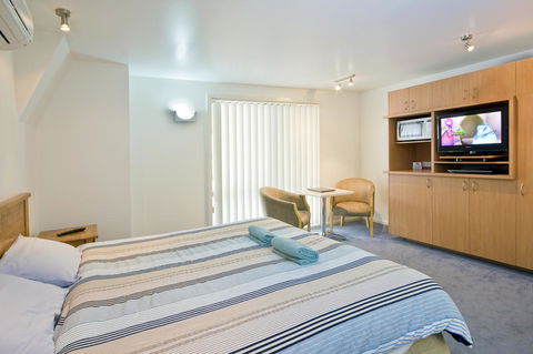 Anchorage Motel & Villas Lorne - Yamba Accommodation 11