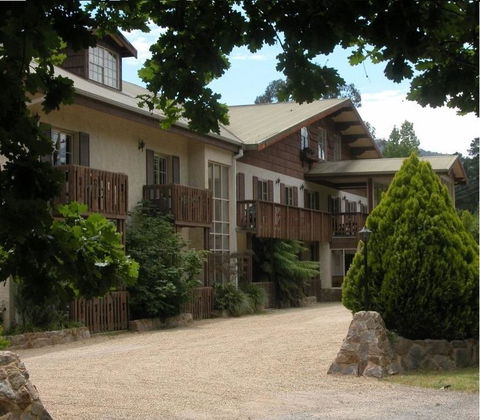 Bright Chalet - Yamba Accommodation 1