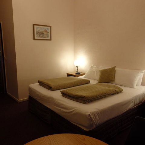 Bright Chalet - Yamba Accommodation 11