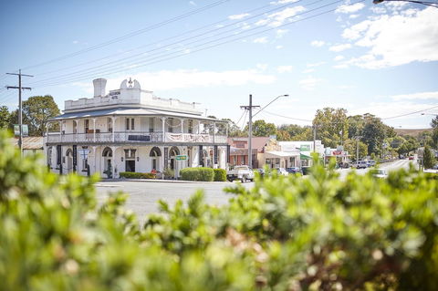 The Alexandra Hotel - Yamba Accommodation 0