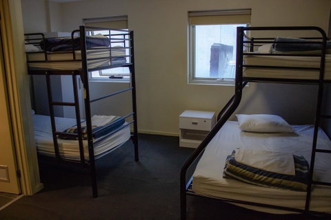 Nomads Melbourne Backpackers - Yamba Accommodation 41