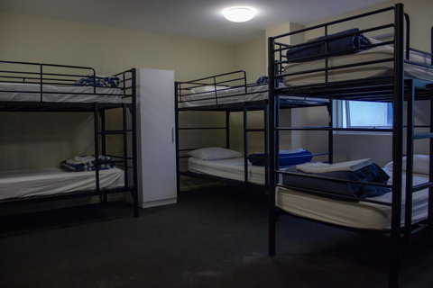 Nomads Melbourne Backpackers - Yamba Accommodation 34
