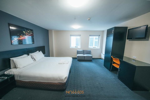 Nomads Melbourne Backpackers - Yamba Accommodation 21