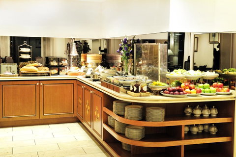 The Langham Melbourne - Yamba Accommodation 14