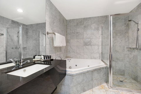 All Seasons Resort Hotel Bendigo - Yamba Accommodation 10