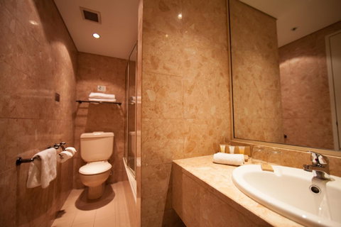 CitiClub Hotel Melbourne - Yamba Accommodation 4