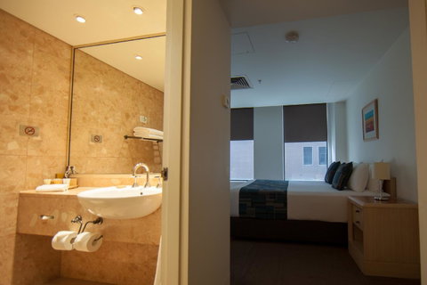 CitiClub Hotel Melbourne - Yamba Accommodation 10