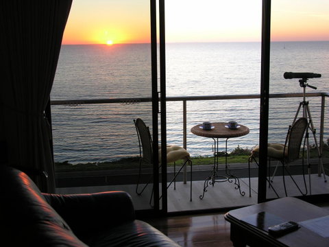 Clifftop Apartments Portland Vic - Yamba Accommodation 8