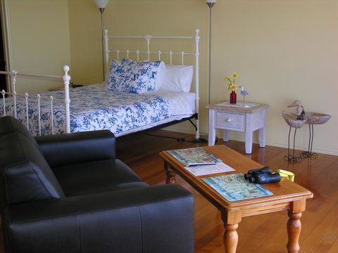 Clifftop Apartments Portland Vic - Yamba Accommodation 13