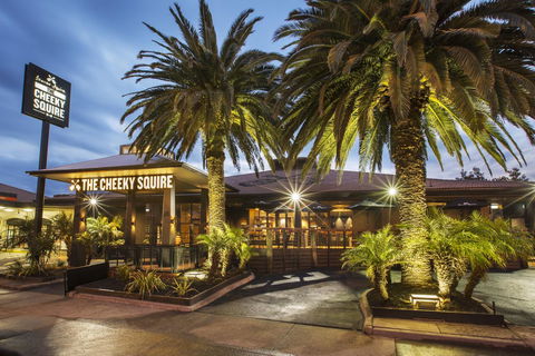 Nightcap At The Cheeky Squire - Yamba Accommodation 4
