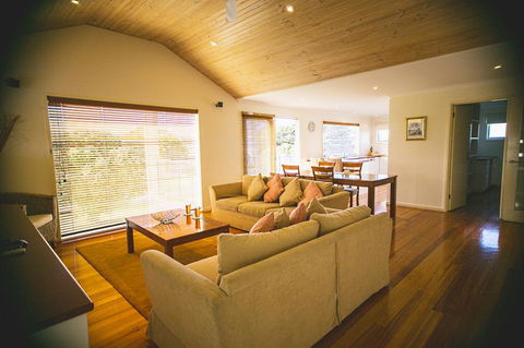 Rayville Boat Houses - Yamba Accommodation 8
