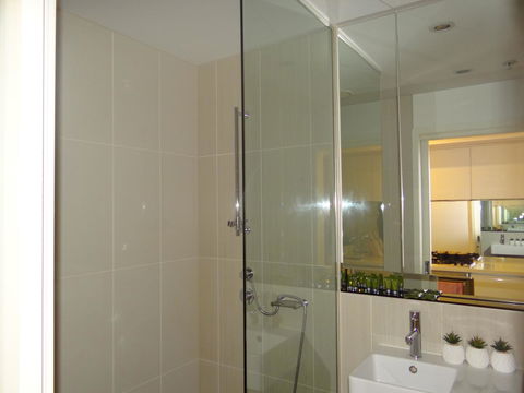 Amazing Accommodations: Vogue - Yamba Accommodation 1