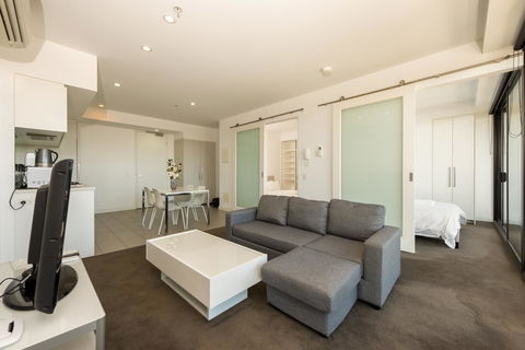 Amazing Accommodations: Vogue - Yamba Accommodation 32