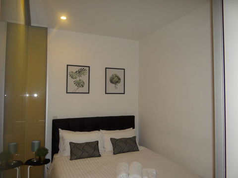 Amazing Accommodations: Vogue - Yamba Accommodation 8