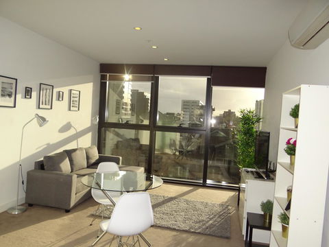 Amazing Accommodations: Vogue - Yamba Accommodation 16
