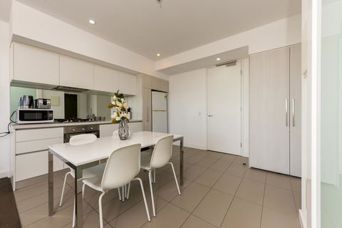 Amazing Accommodations: Vogue - Yamba Accommodation 31