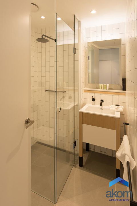 AKOM AT Docklands - Yamba Accommodation 17