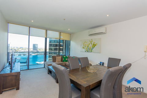 AKOM AT Docklands - Yamba Accommodation 5