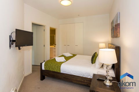 AKOM AT Docklands - Yamba Accommodation 1