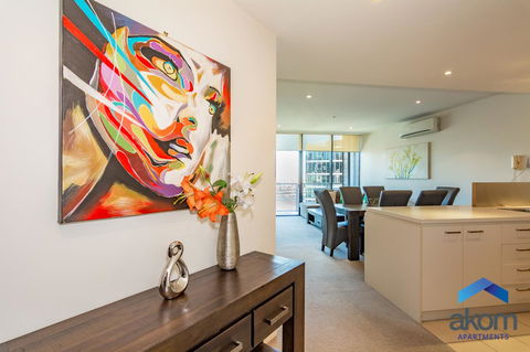 AKOM AT Docklands - Yamba Accommodation 3