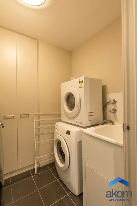 AKOM AT Docklands - Yamba Accommodation 28