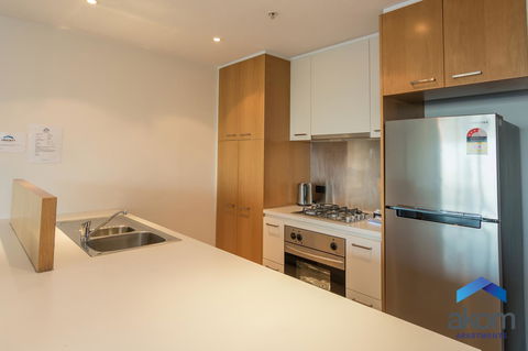 AKOM AT Docklands - Yamba Accommodation 8