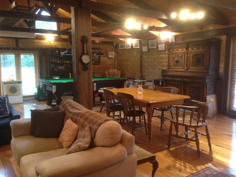 Mud Hollow Barn - Yamba Accommodation 5
