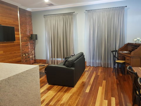 Sublime Spa Apartments - Yamba Accommodation 3