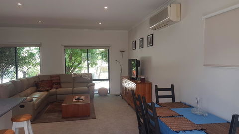 Island Escape - Yamba Accommodation 5