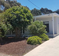 Island Escape - Yamba Accommodation