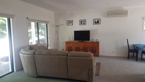 Island Escape - Yamba Accommodation 4